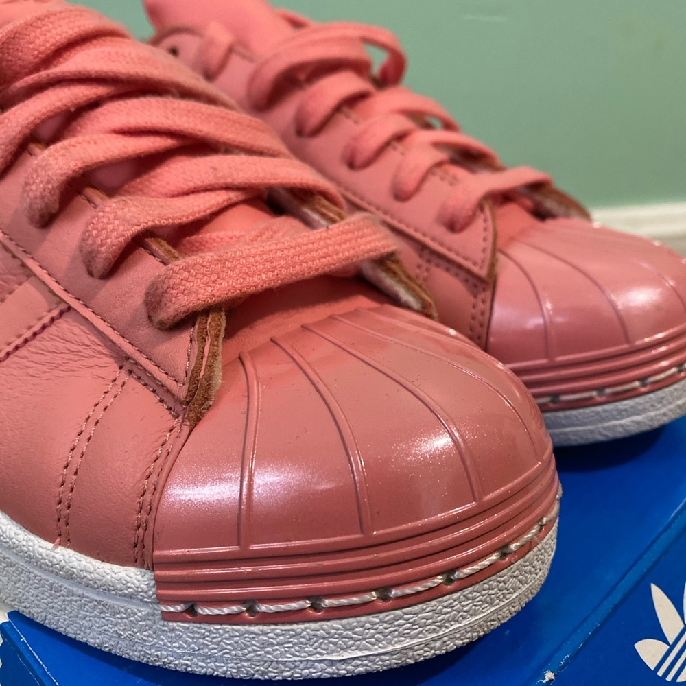 COPY - Shell toe pink adidas